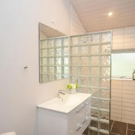 4 Bedroom In Vaeggerlose * Bøtø By